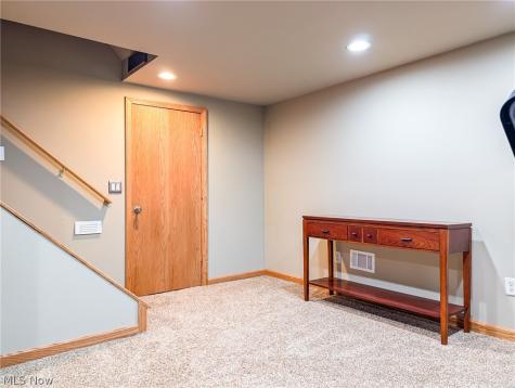 11314 Radburne Avenue NW Uniontown OH 44685