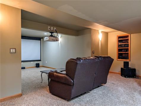 11314 Radburne Avenue NW Uniontown OH 44685