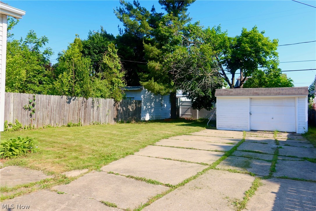 13716 Tyler Avenue Cleveland OH 44111