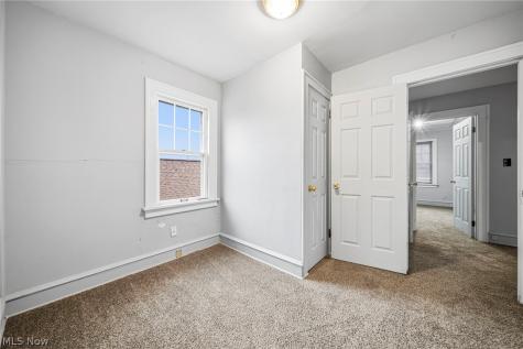 8506 Jeffries Avenue Cleveland OH 44105