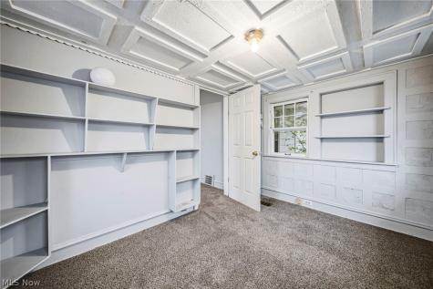 8506 Jeffries Avenue Cleveland OH 44105