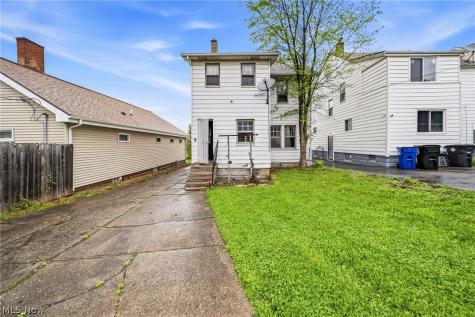8506 Jeffries Avenue Cleveland OH 44105