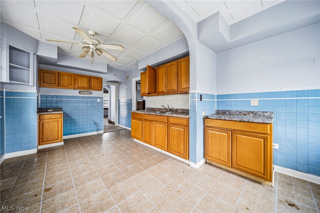 8506 Jeffries Avenue Cleveland OH 44105