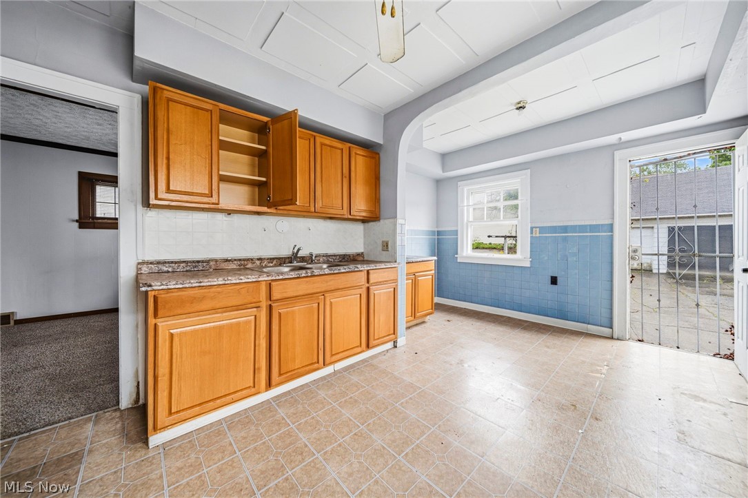 8506 Jeffries Avenue Cleveland OH 44105
