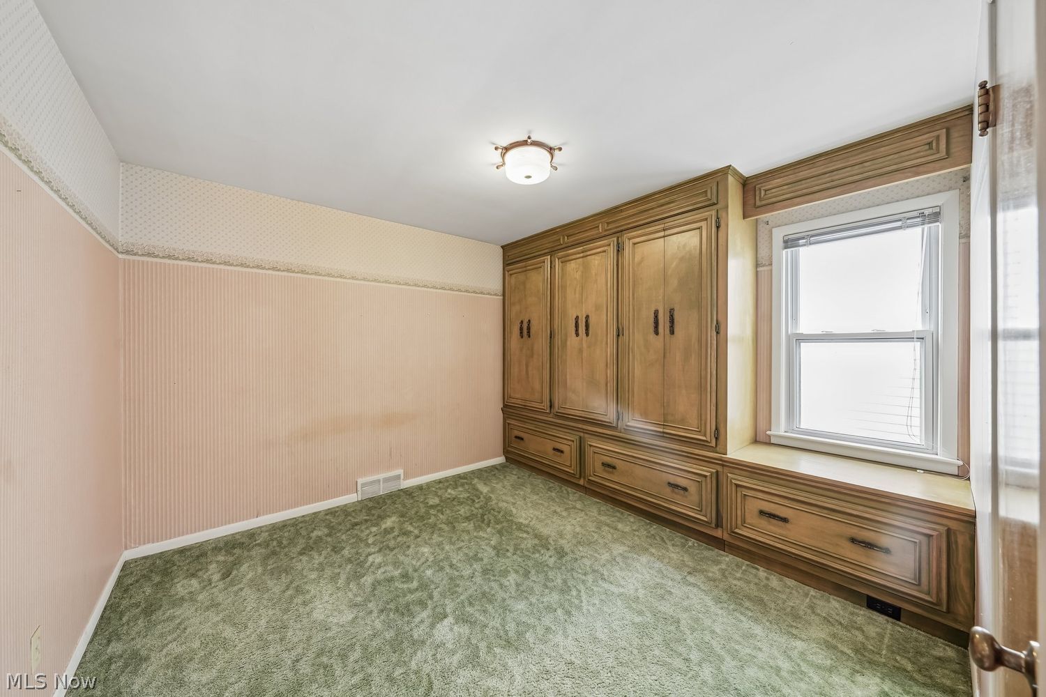 483 Dover Center Road Bay Village OH 44140
