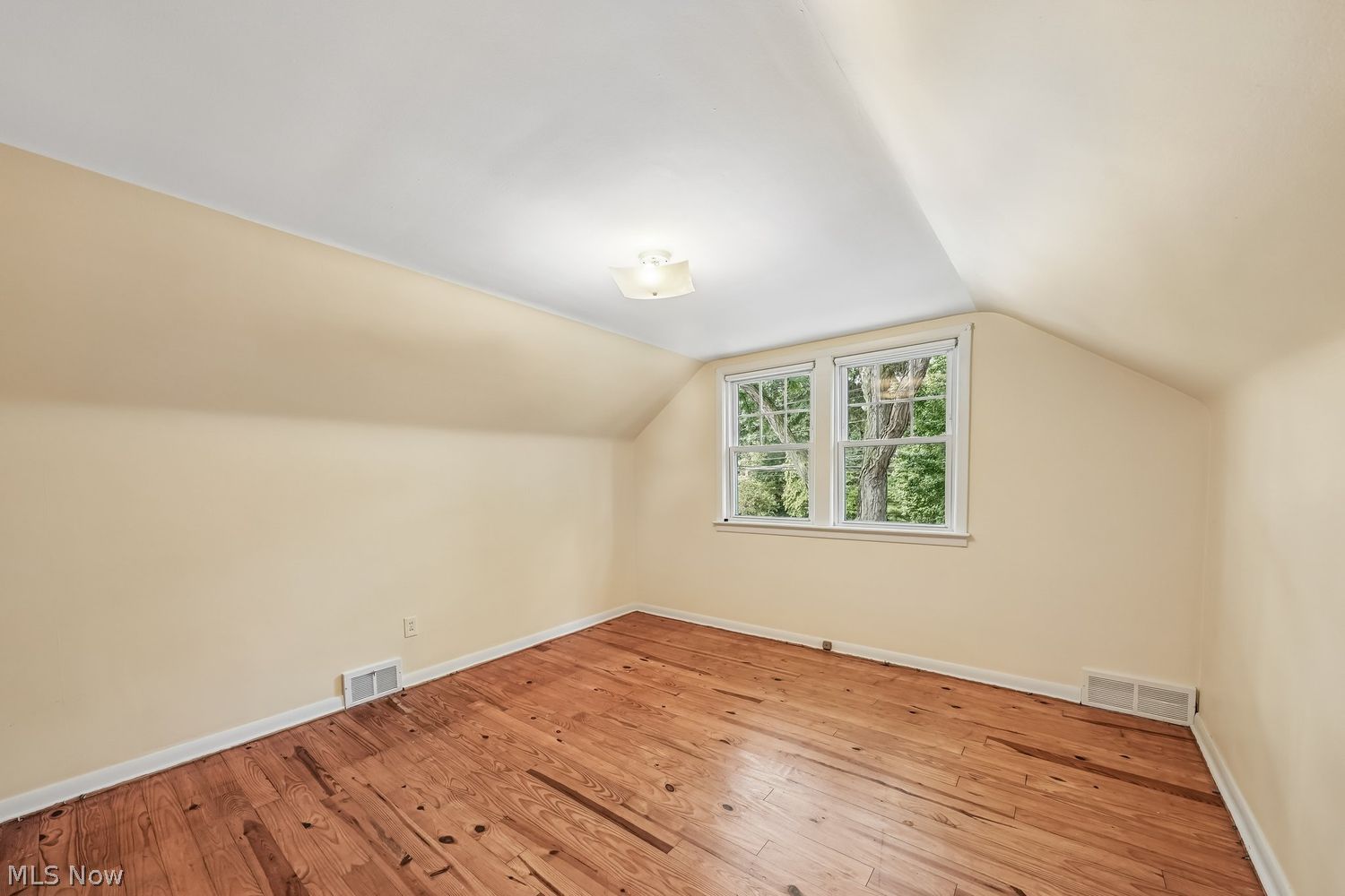 483 Dover Center Road Bay Village OH 44140