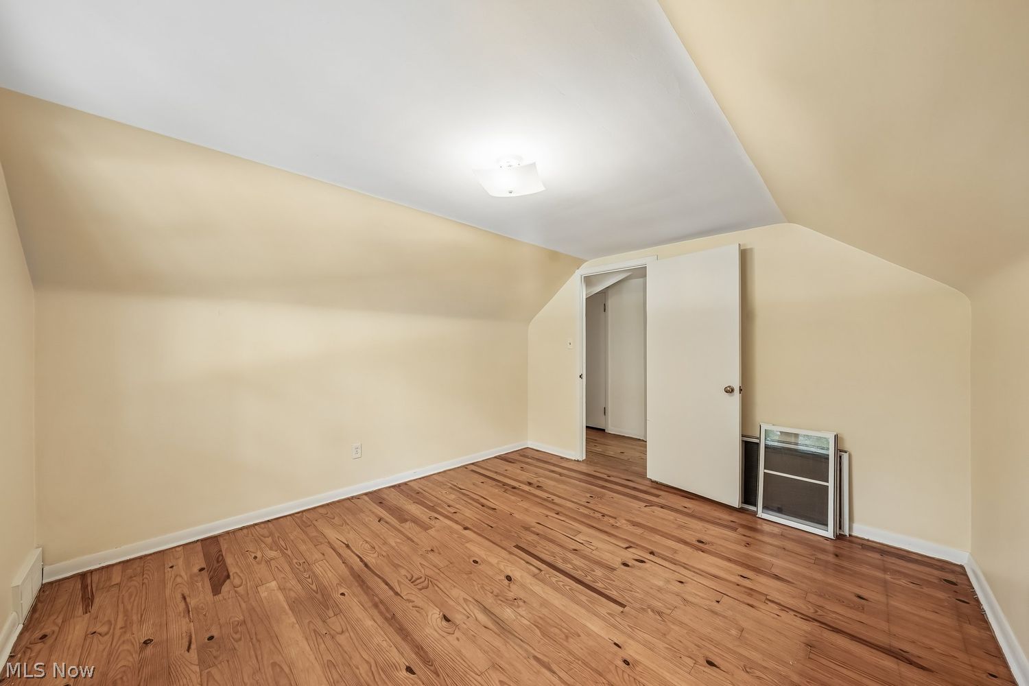 483 Dover Center Road Bay Village OH 44140