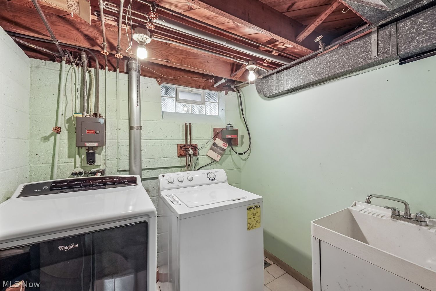 483 Dover Center Road Bay Village OH 44140