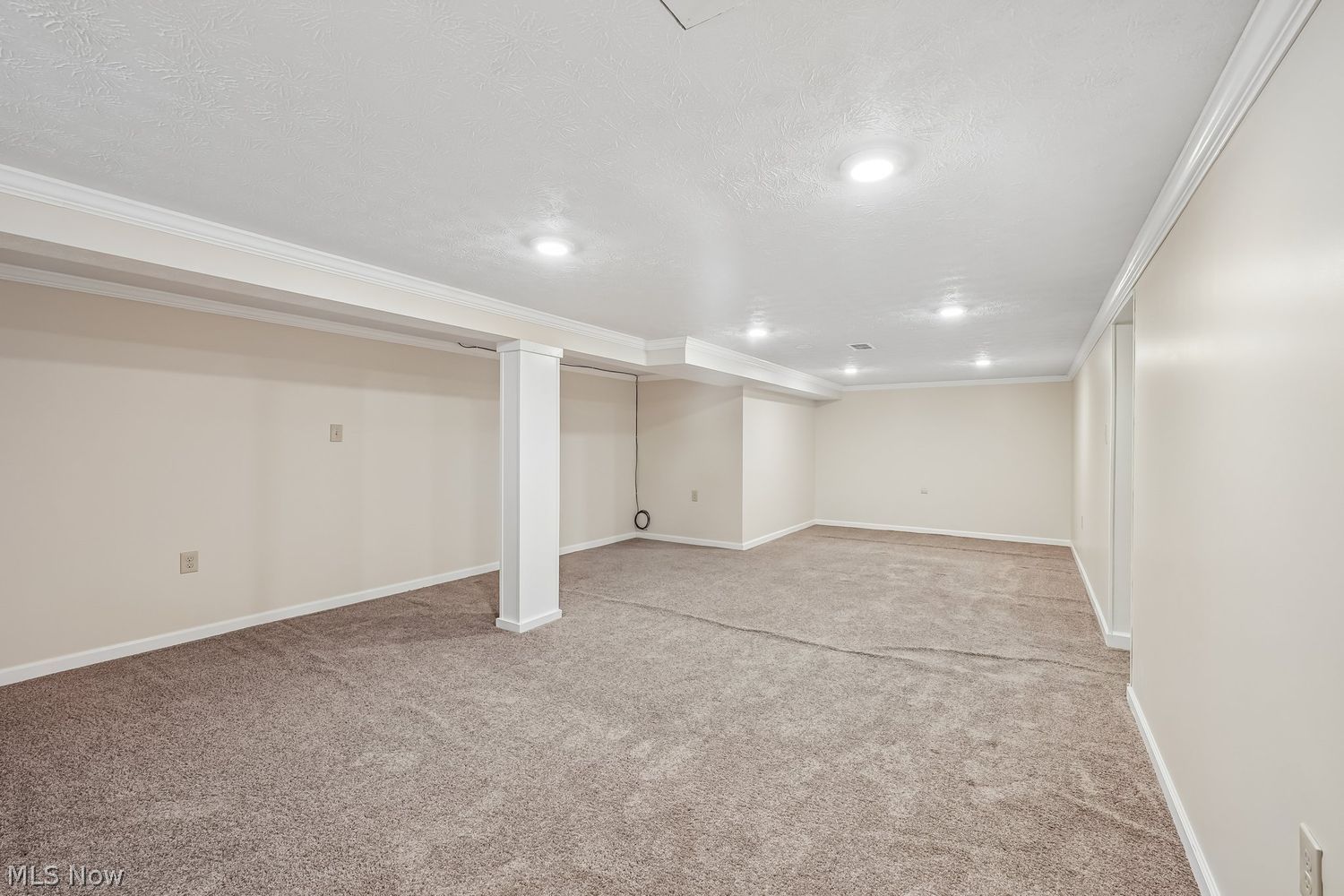 483 Dover Center Road Bay Village OH 44140