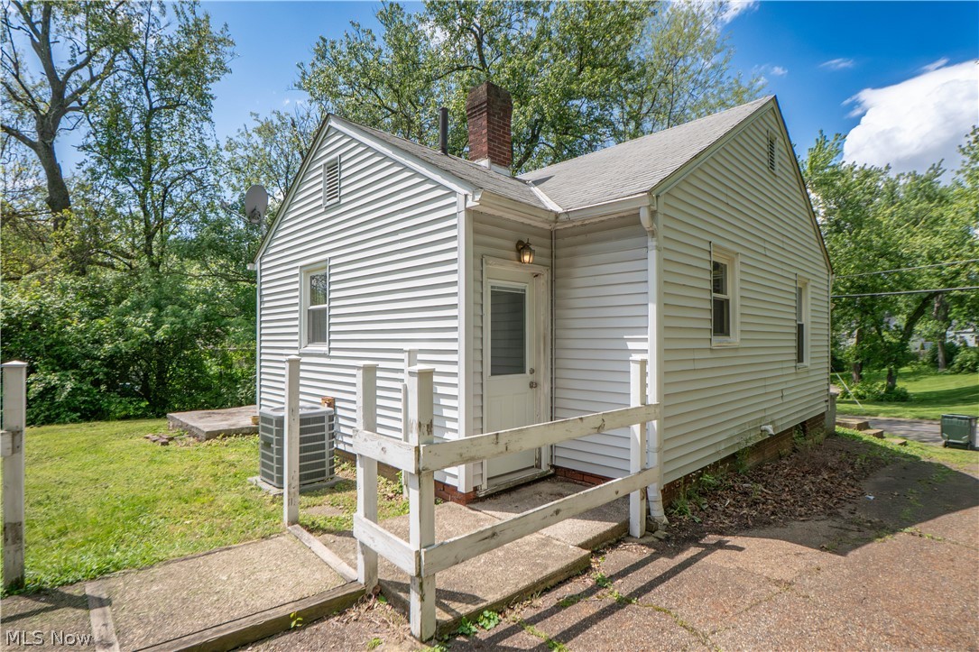 1706 31st Street NW Canton OH 44709