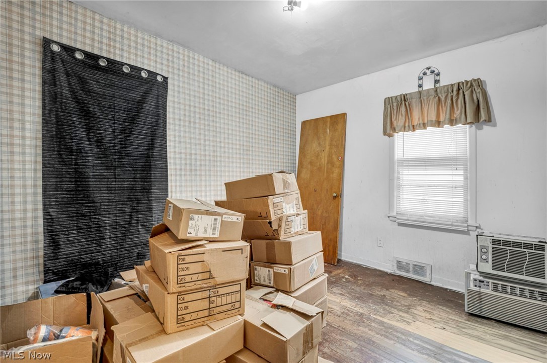 1060 Frederick Boulevard Akron OH 44320