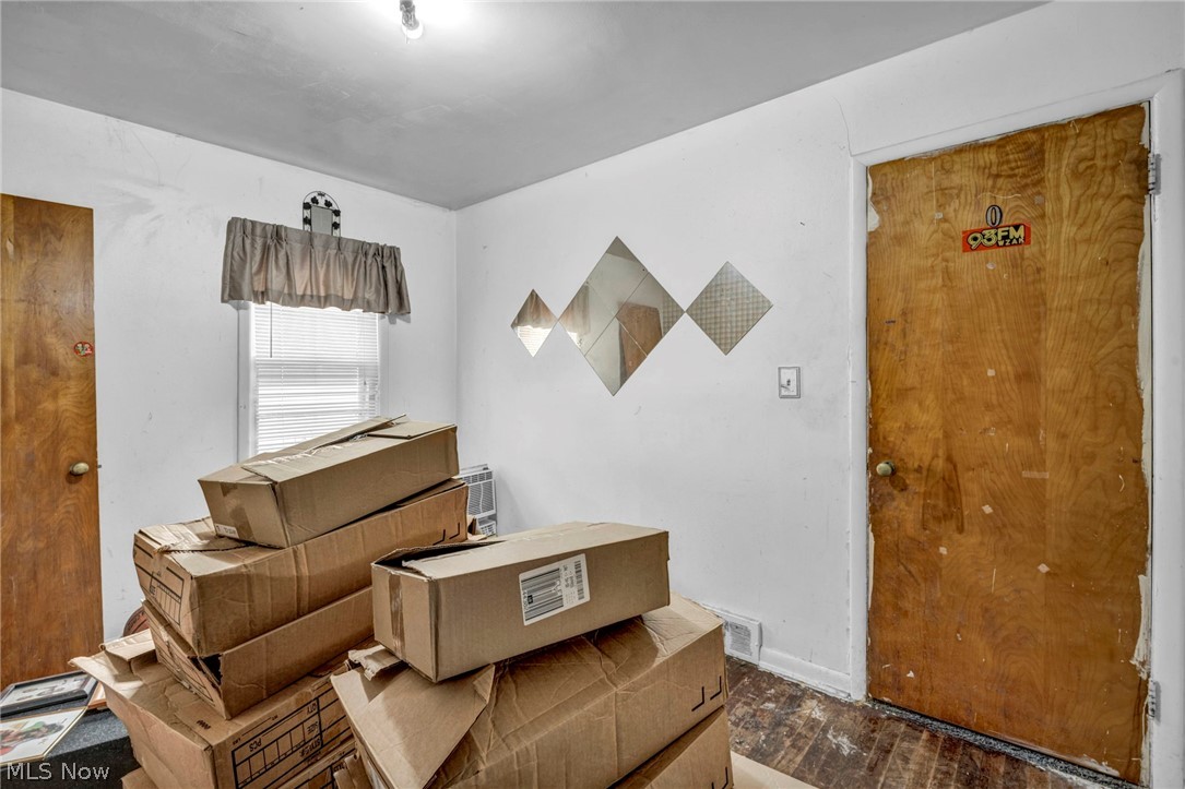 1060 Frederick Boulevard Akron OH 44320