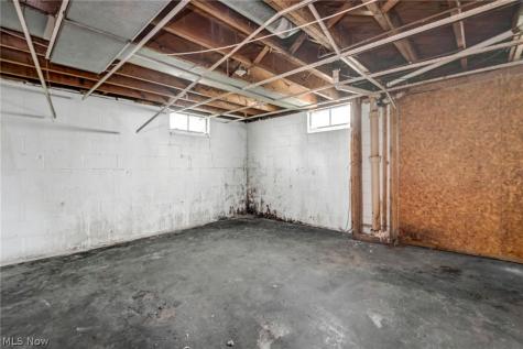 1060 Frederick Boulevard Akron OH 44320