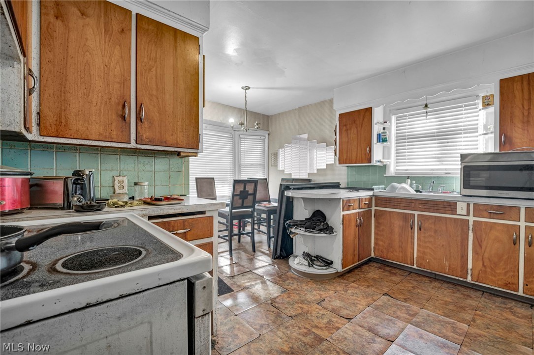 1060 Frederick Boulevard Akron OH 44320