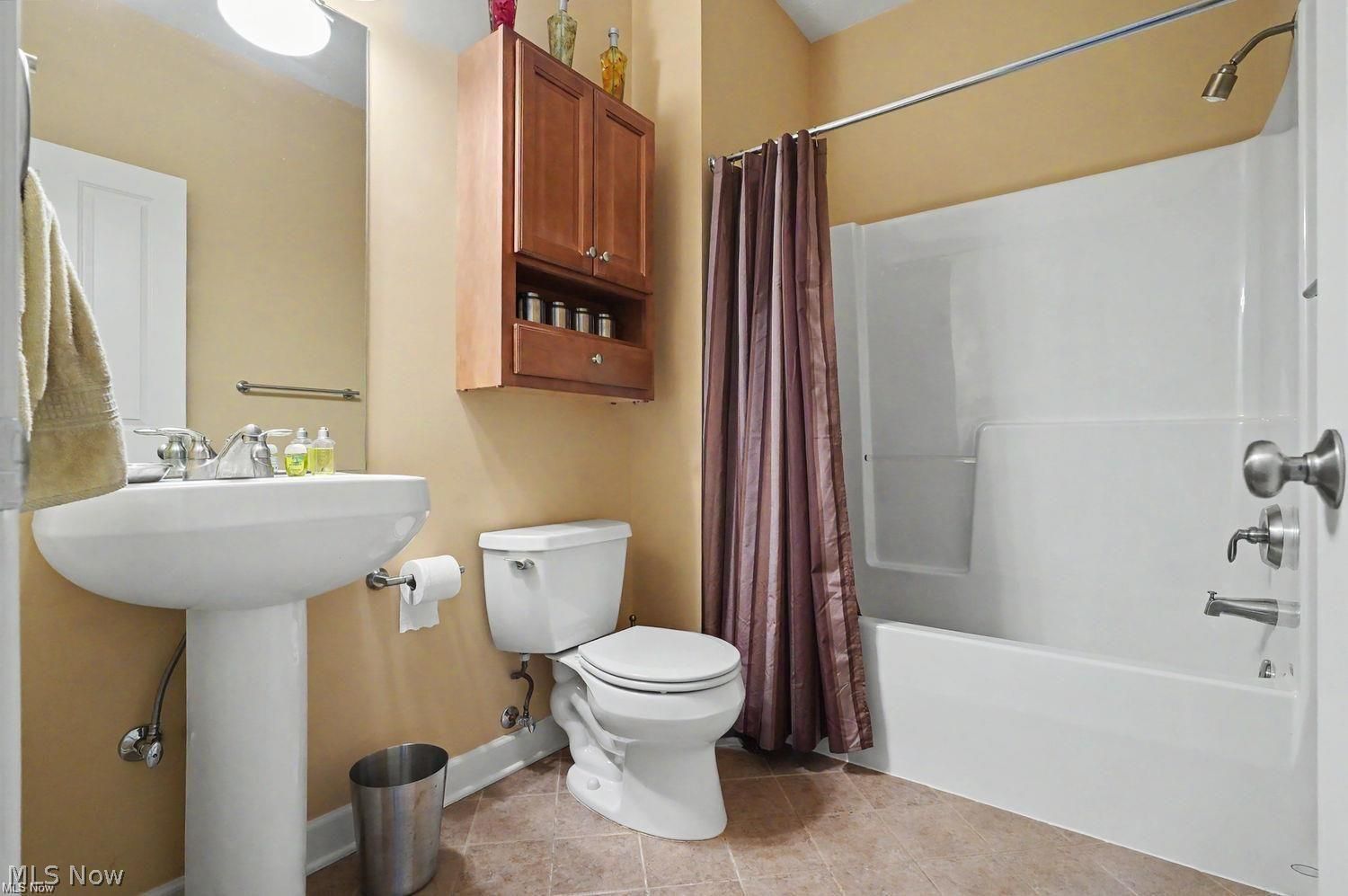 604 Rundle Street Lagrange OH 44050