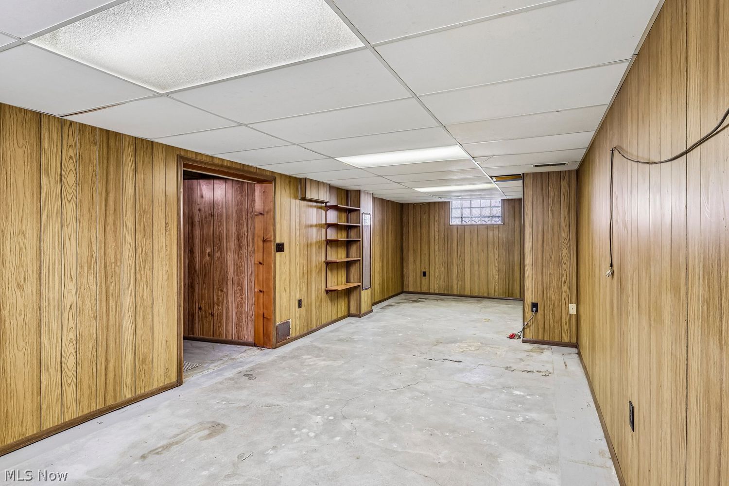 1904 Tonawanda Avenue Akron OH 44305