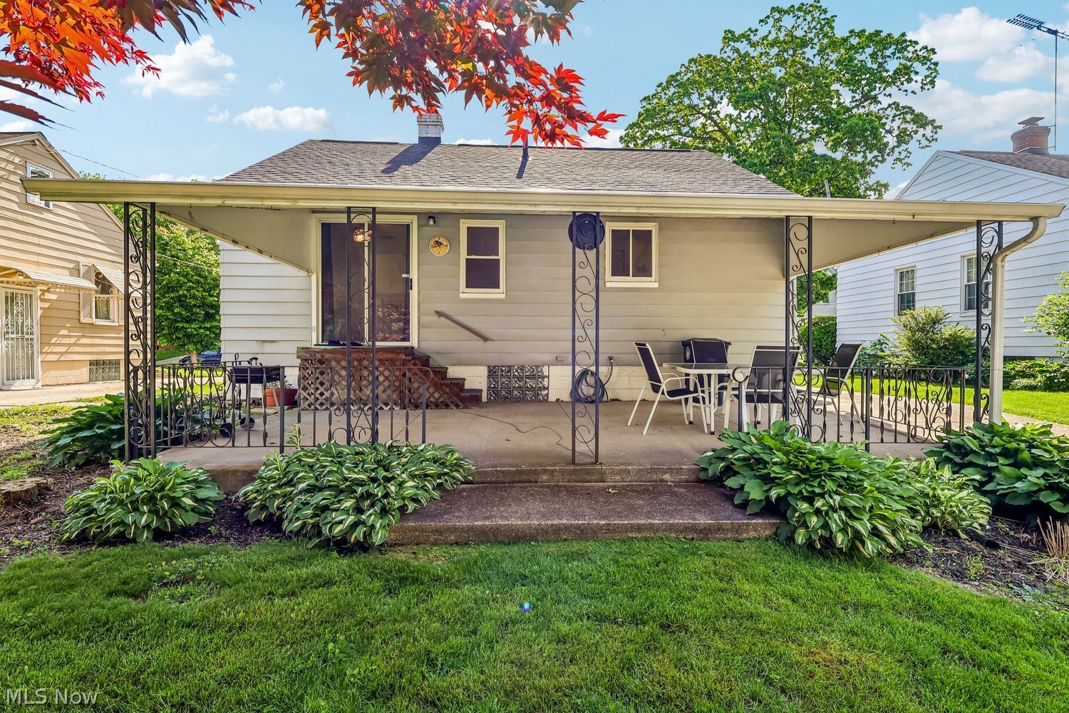 1904 Tonawanda Avenue Akron OH 44305