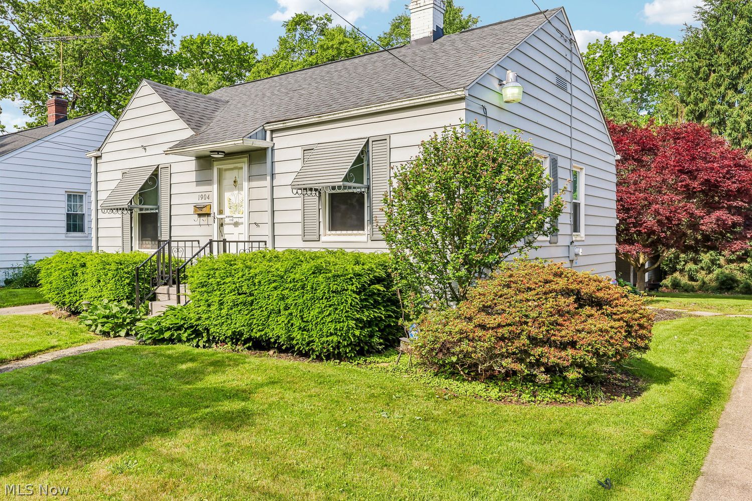 1904 Tonawanda Avenue Akron OH 44305