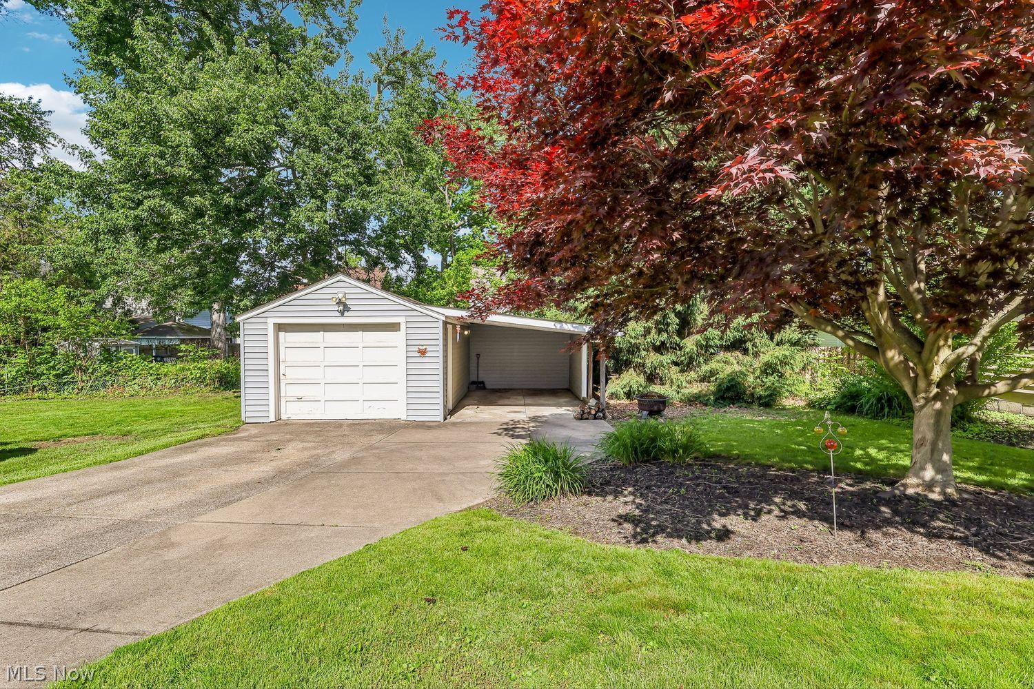 1904 Tonawanda Avenue Akron OH 44305