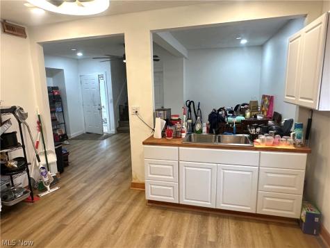 3856 W 23rd Street Cleveland OH 44109