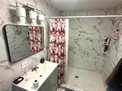 3856 W 23rd Street Cleveland OH 44109