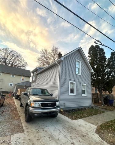 3856 W 23rd Street Cleveland OH 44109