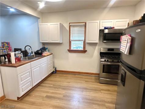 3856 W 23rd Street Cleveland OH 44109