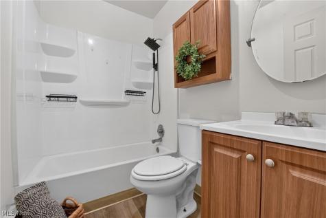 5482 Canal Road Wooster OH 44691