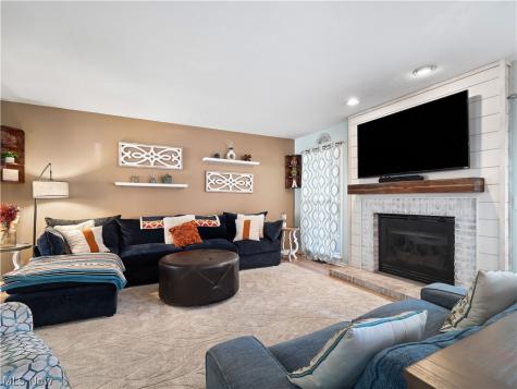 27008 Cascade Court Olmsted Falls OH 44138