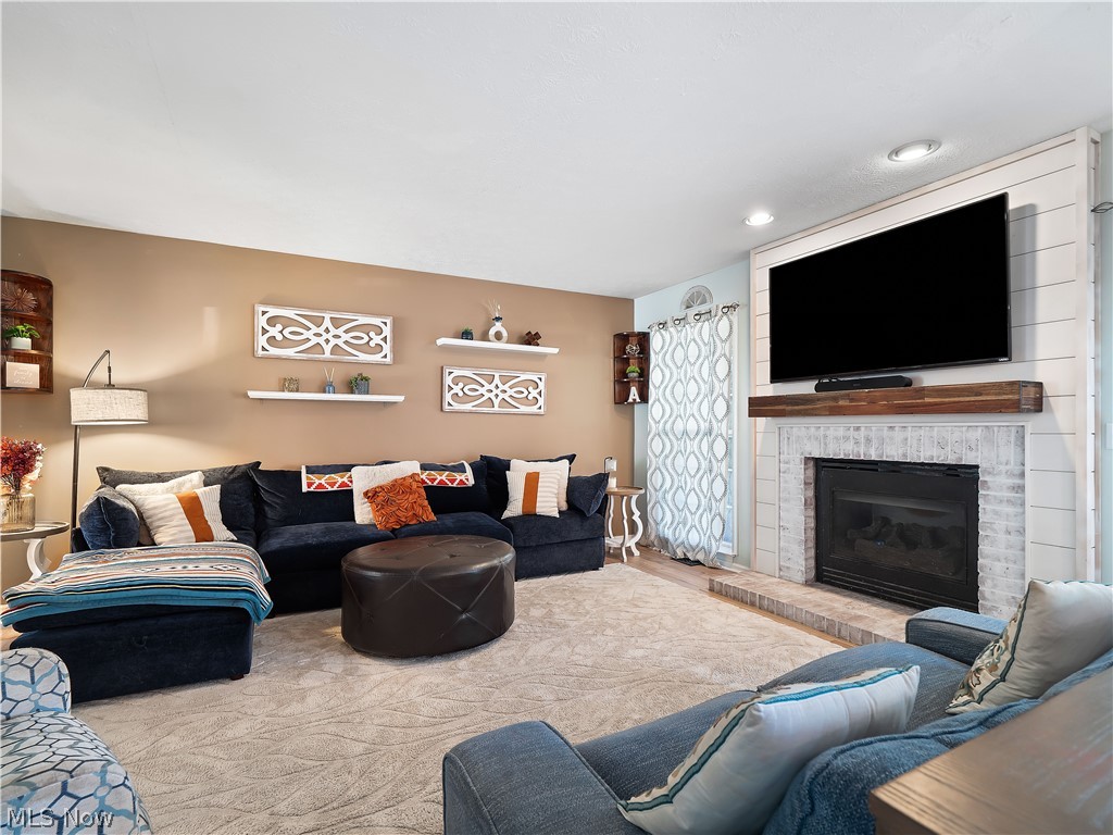 27008 Cascade Court Olmsted Falls OH 44138