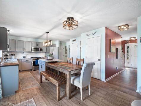 27008 Cascade Court Olmsted Falls OH 44138