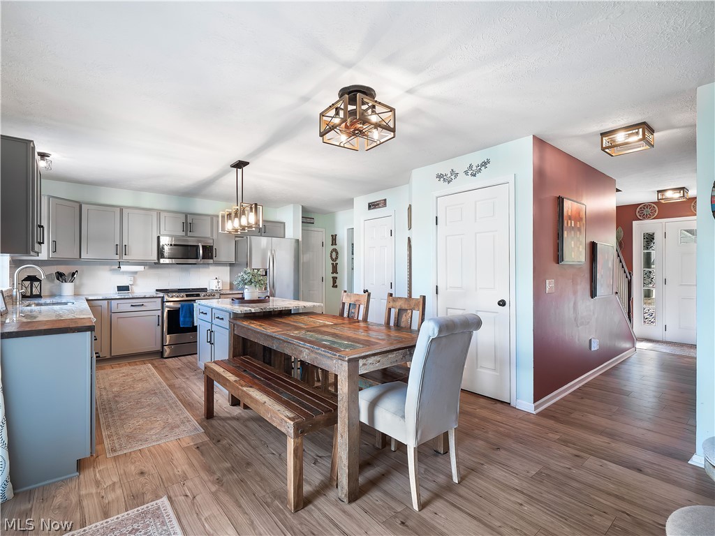 27008 Cascade Court Olmsted Falls OH 44138