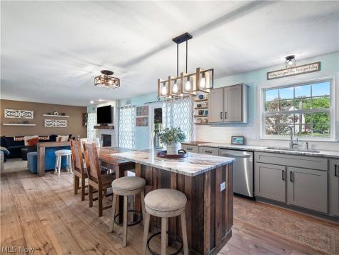27008 Cascade Court Olmsted Falls OH 44138