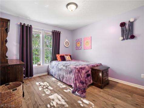 27008 Cascade Court Olmsted Falls OH 44138