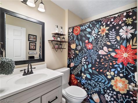 27008 Cascade Court Olmsted Falls OH 44138