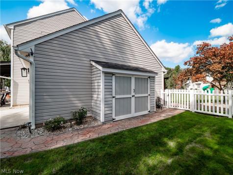 27008 Cascade Court Olmsted Falls OH 44138