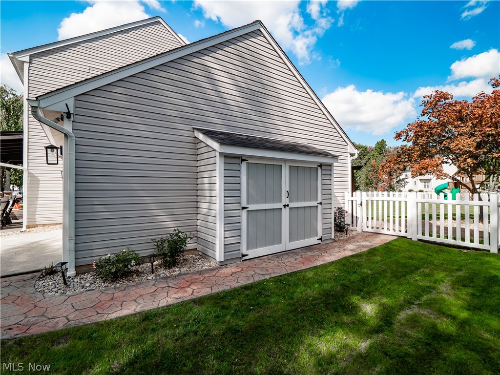27008 Cascade Court Olmsted Falls OH 44138