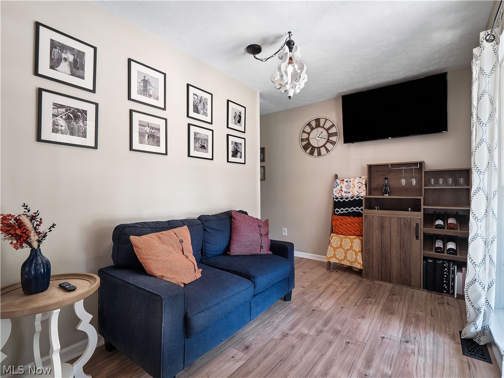 27008 Cascade Court Olmsted Falls OH 44138