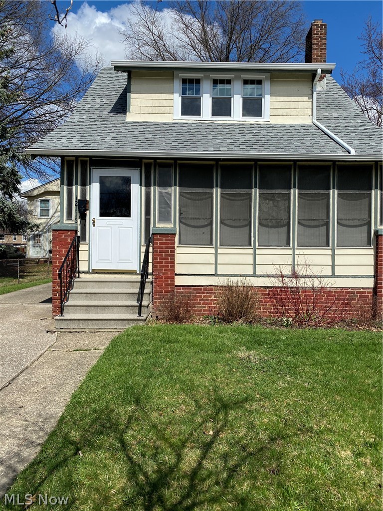 12116 Longmead Avenue Cleveland OH 44135