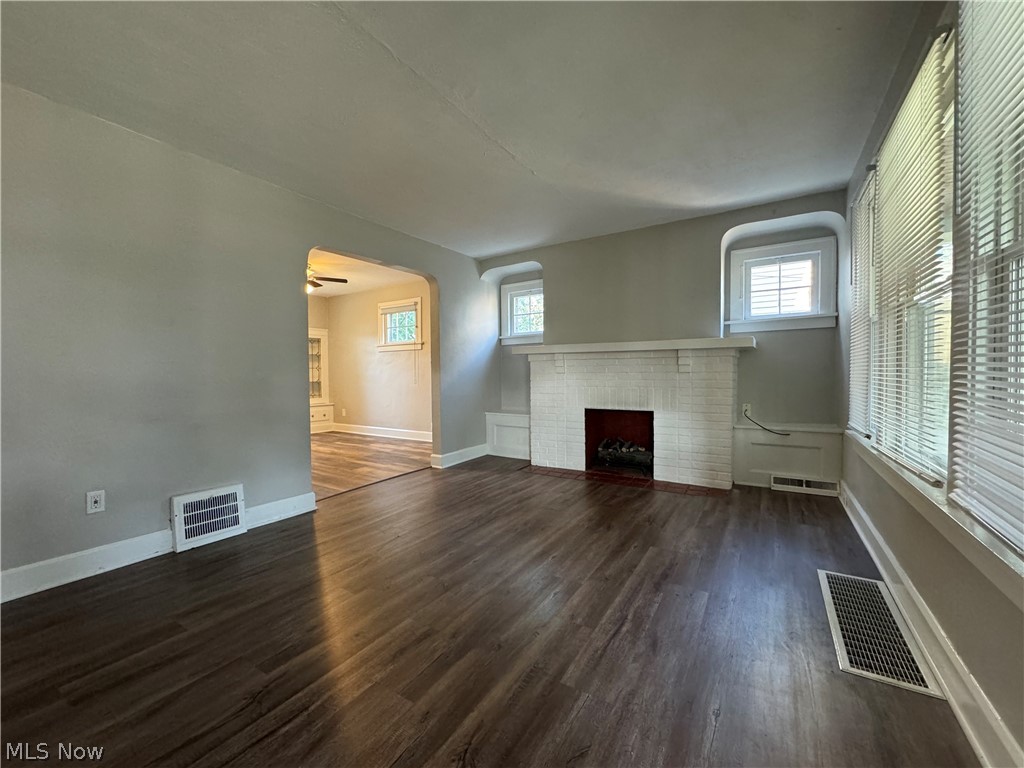12116 Longmead Avenue Cleveland OH 44135