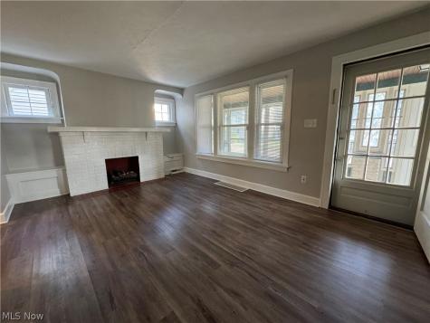 12116 Longmead Avenue Cleveland OH 44135