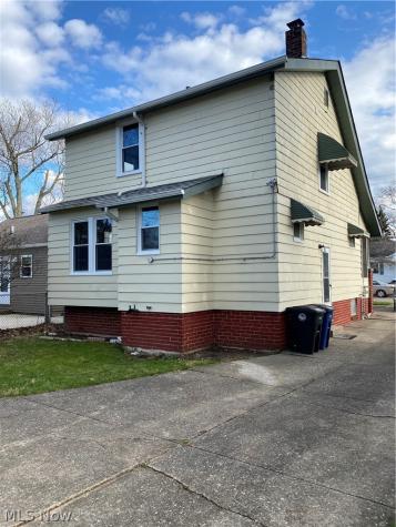12116 Longmead Avenue Cleveland OH 44135