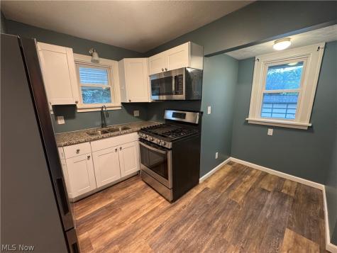12116 Longmead Avenue Cleveland OH 44135