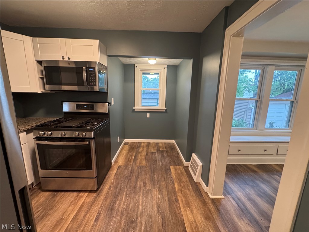 12116 Longmead Avenue Cleveland OH 44135