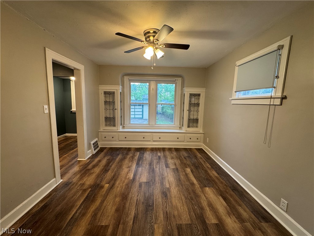 12116 Longmead Avenue Cleveland OH 44135