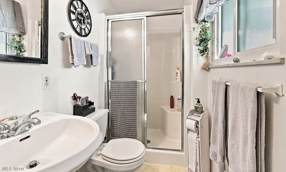 28520 Spruce Drive North Olmsted OH 44070