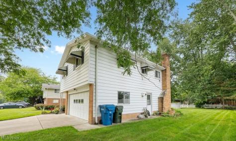 28520 Spruce Drive North Olmsted OH 44070