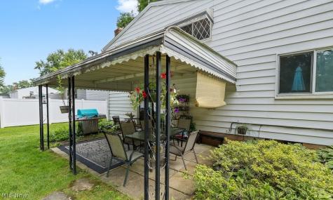28520 Spruce Drive North Olmsted OH 44070