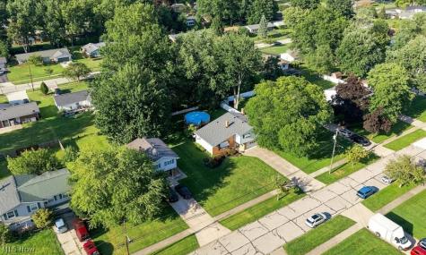 28520 Spruce Drive North Olmsted OH 44070
