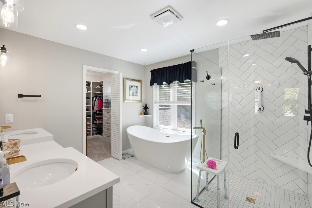 851 Susan Road Ravenna OH 44266